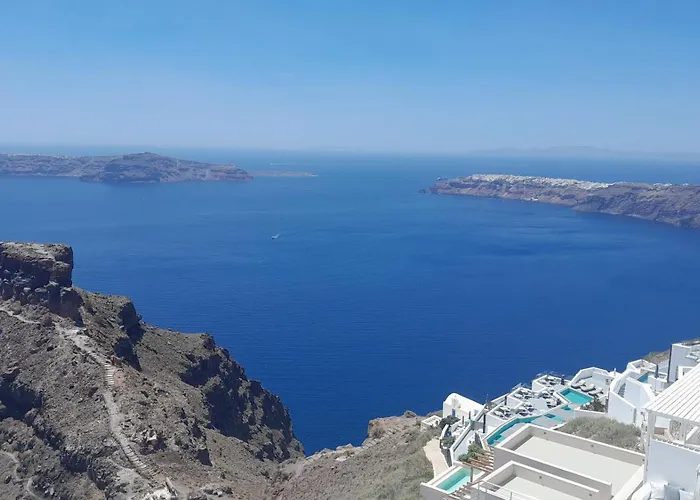 Amazing On The Cliff With Shared Pool & Buffet Breakfast 4* Imerovigli (Santorini)