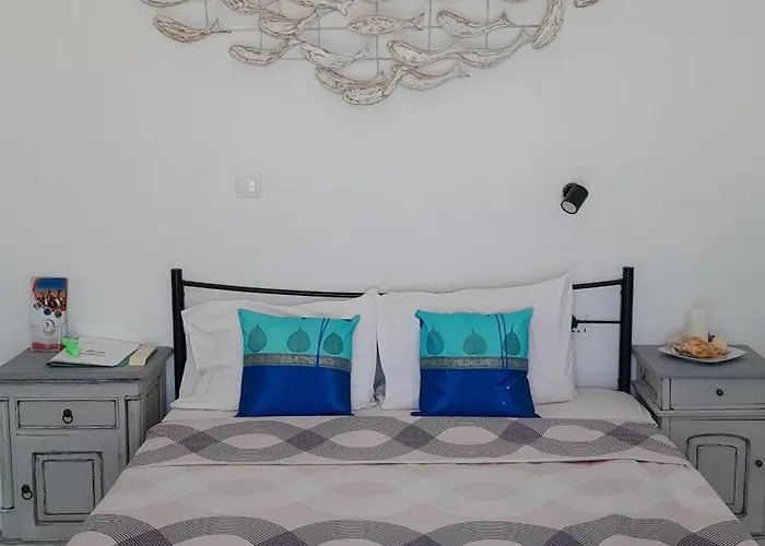 Hotel Amazing On The Cliff With Shared Pool & Buffet Breakfast 4*