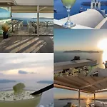 Amazing On The Cliff With Shared Pool & Buffet Breakfast Imerovigli
