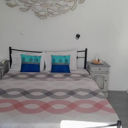 Amazing On The Cliff With Shared Pool & Buffet Breakfast 4*