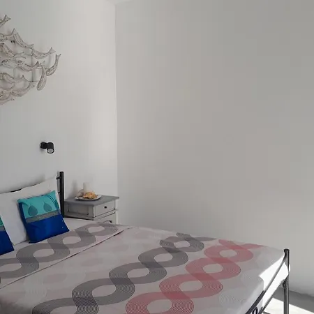 Ξενοδοχείο Amazing On The Cliff With Shared Pool & Buffet Breakfast