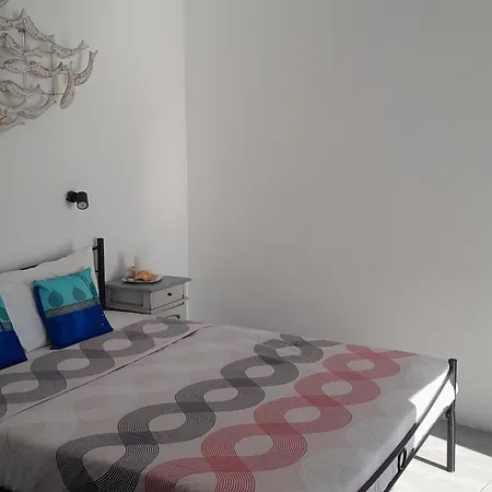 Hotel Amazing On The Cliff With Shared Pool & Buffet Breakfast Imerovigli (Santorini)