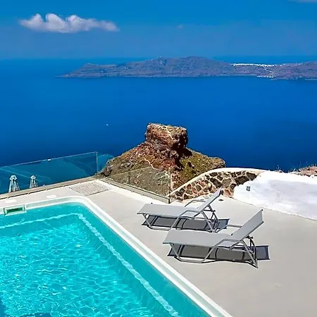호텔 Amazing On The Cliff With Shared Pool & Buffet Breakfast 이메로비글리