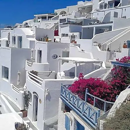 Amazing On The Cliff With Shared Pool & Buffet Breakfast 4*