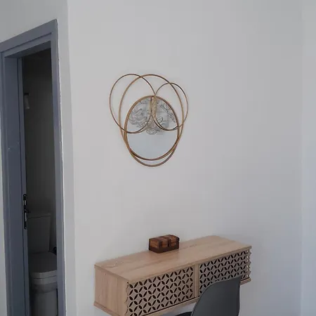 Amazing On The Cliff With Shared Pool & Buffet Breakfast